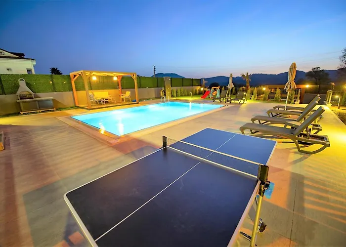 Oeluedeniz Ovacik 4 1 Salon 8 Kisilik Tatil Villasi *