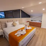 Oeluedeniz Ovacik 4 1 Salon 8 Kisilik Tatil Villasi Βίλα *